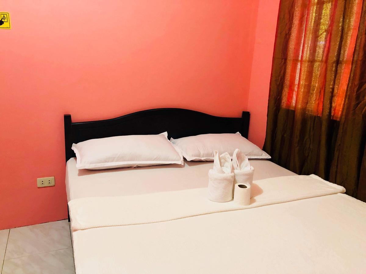 Colors Boutique Hostel 푸에르토프린세사 외부 사진