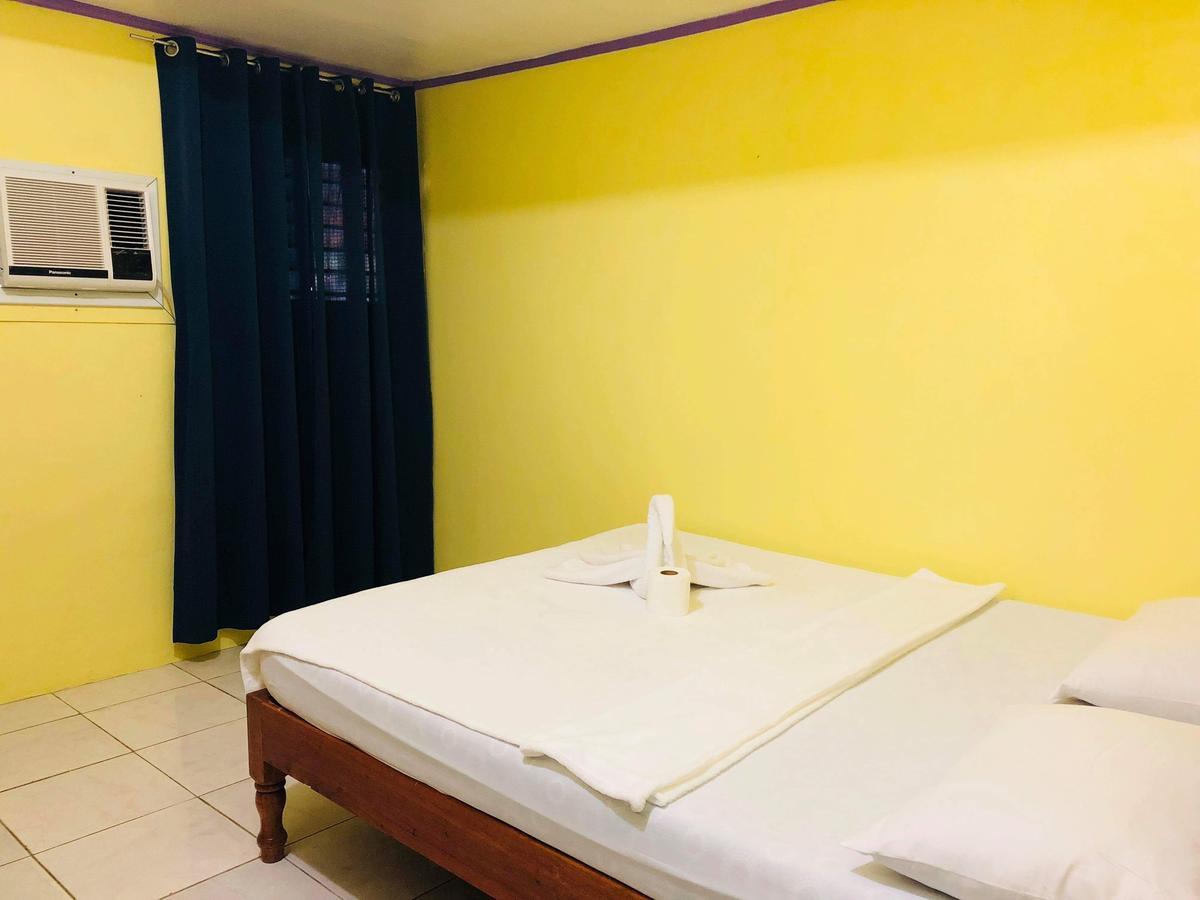 Colors Boutique Hostel 푸에르토프린세사 외부 사진